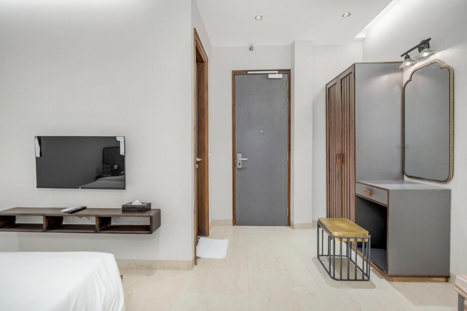 Hotel Hari Om Residency 800 Meters From Ram Mandir Ayodhya Zewnętrze zdjęcie