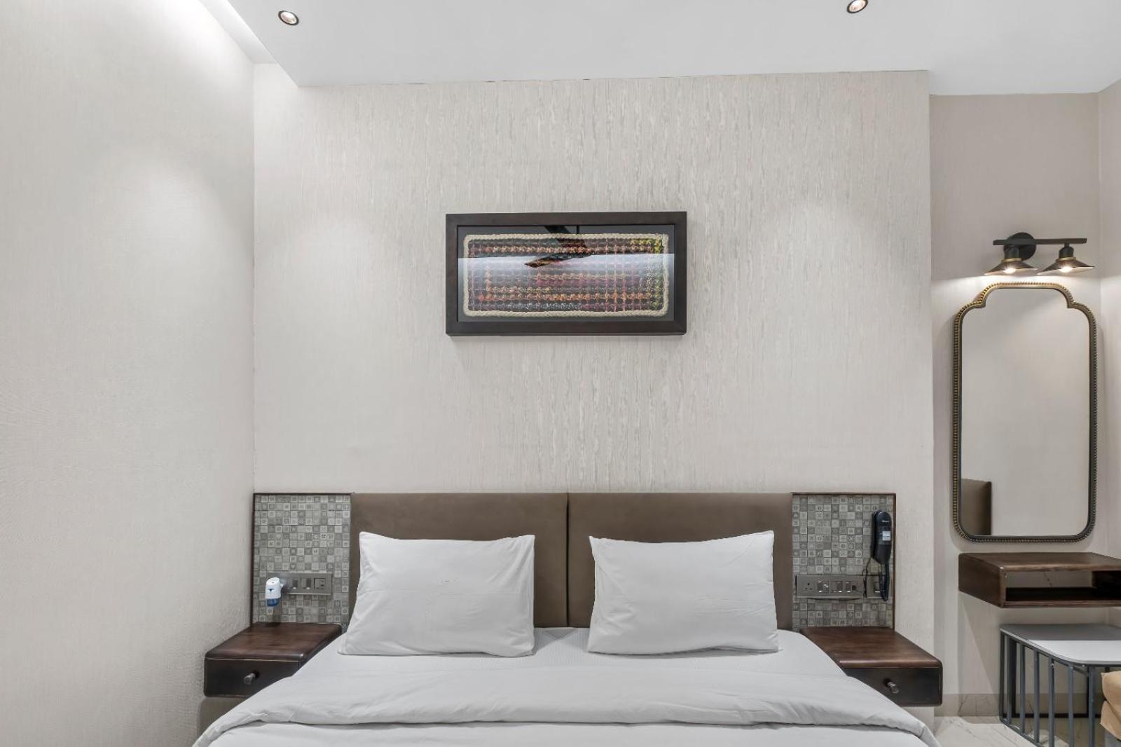 Hotel Hari Om Residency 800 Meters From Ram Mandir Ayodhya Zewnętrze zdjęcie